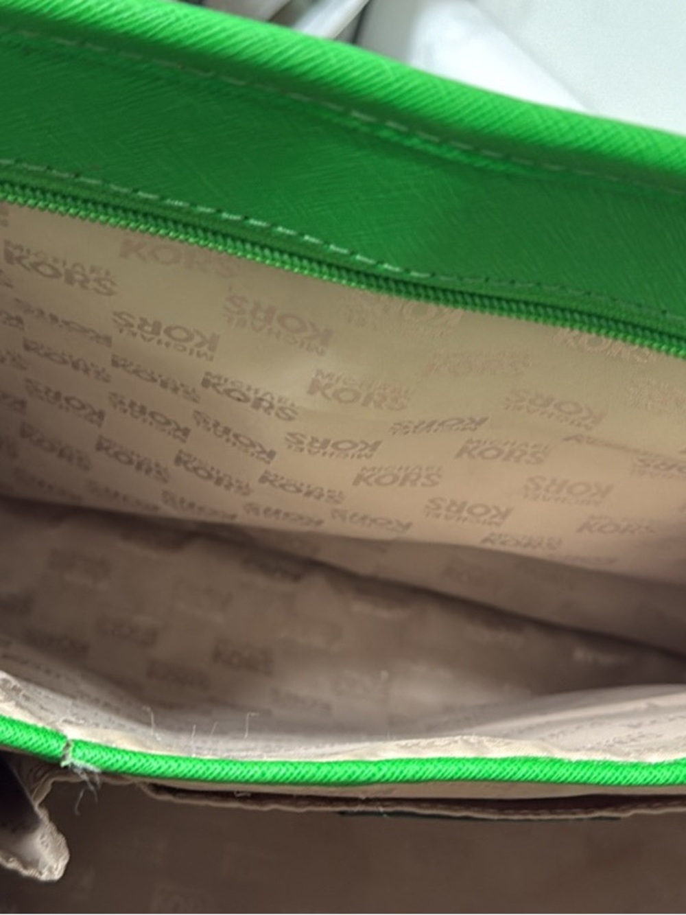 Michael Kors Saffiano Leather Large Green Tote - Picture 6 of 8